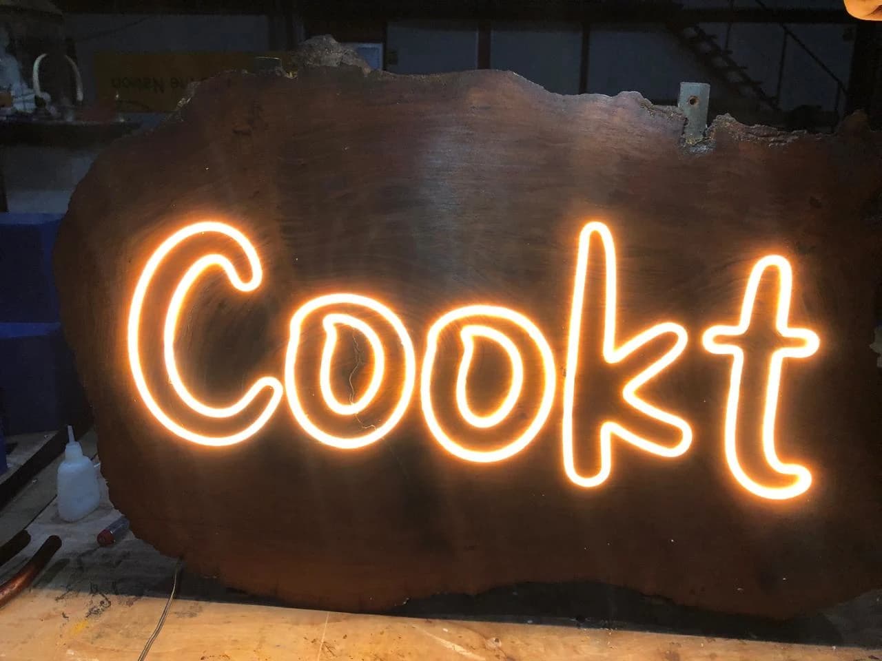 Custom neon logo light signboard Sri Lanka