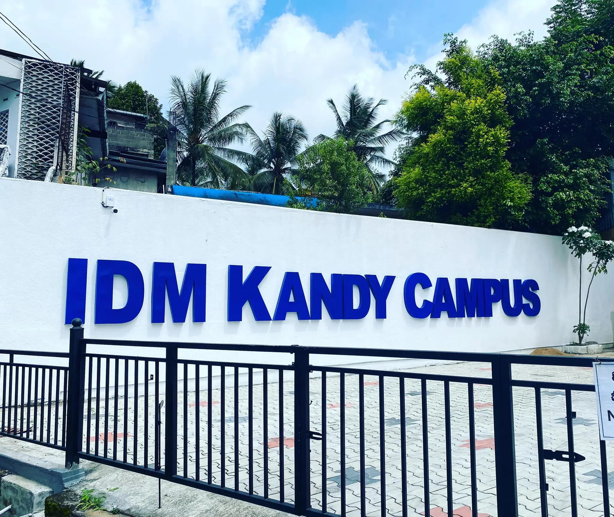 Outdoor channel letter signboard Sri Lanka